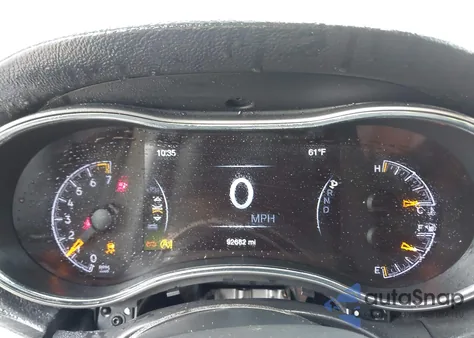 2018 Jeep Grand Cherokee Altitude 4X4 z USA, uszkodzony, nr VIN 1C4RJFAGXJC357320